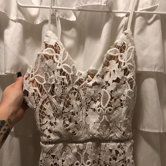 LACE DRESS - Picture 4 of 8